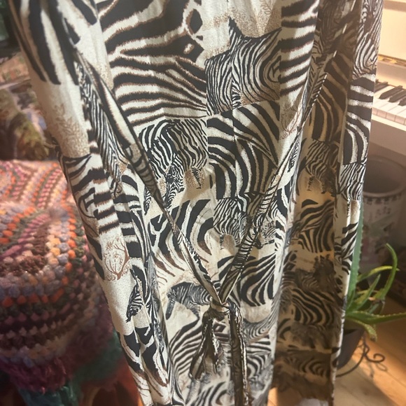 Vintage 90s Animal Zebra Print Maxi Dress Size 8 - Picture 5 of 16